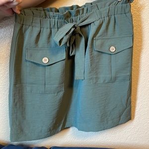 Army green Joe B skirt. Never worn! Size: Small